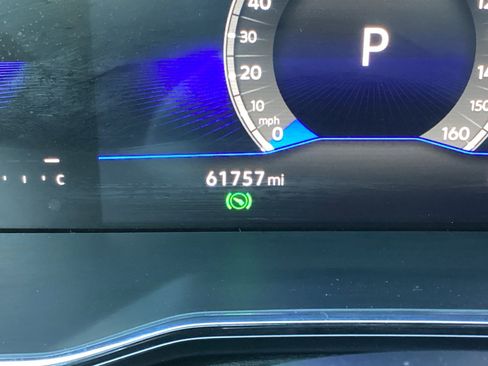 Used 2024 Volkswagen Jetta SE image 3