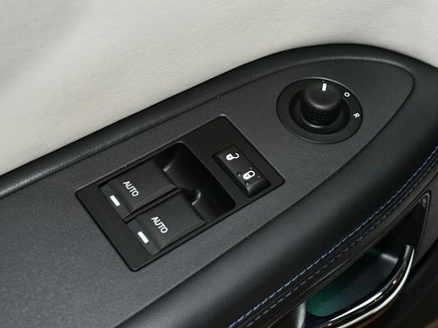 Used 2011 Dodge Challenger SRT8 w/ SRT Option Group II image 44