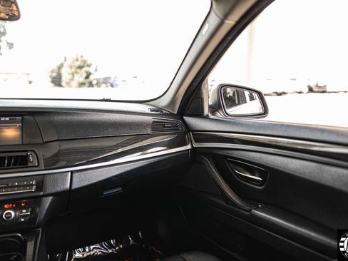 Used 2012 BMW 535i Sedan RWD image 31
