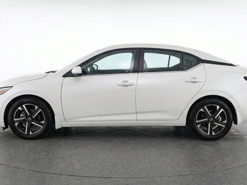 Used 2025 Nissan Sentra SV image 5