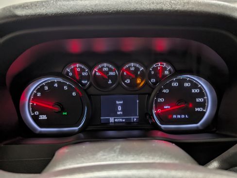 Used 2022 GMC Sierra 3500 Pro w/ Convenience Package image 18