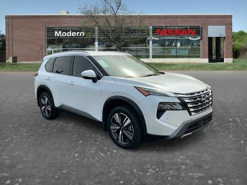 Certified 2025 Nissan Rogue SL image 5