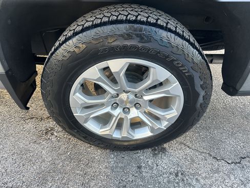 Certified 2023 Chevrolet Silverado 1500 LTZ w/ Technology Package image 8