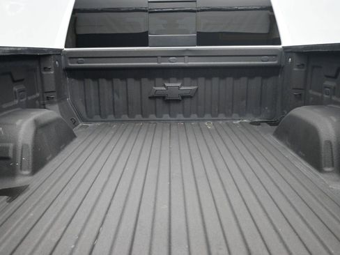 Used 2020 Chevrolet Silverado 1500 LTZ w/ LTZ Premium Package image 19