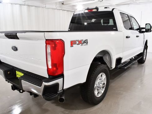 New 2026 Ford F350 XLT w/ FX4 Off-Road Package AWD/4WD image 11