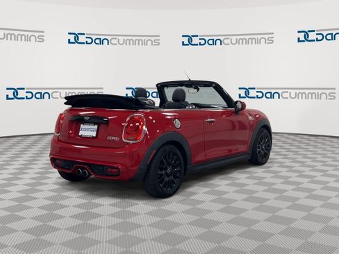 Used 2019 MINI Cooper S w/ Signature Upholstery Package FWD image 8