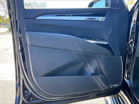 New 2026 Cadillac Escalade ESV Sport AWD/4WD image 11