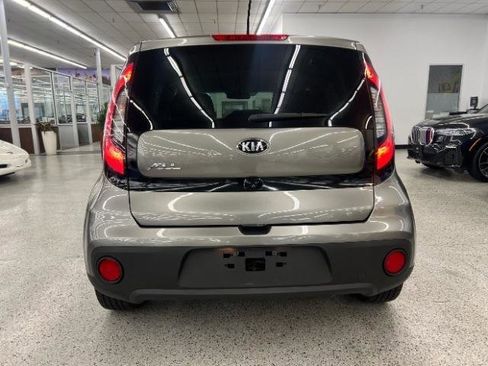 Used 2019 Kia Soul FWD image 5