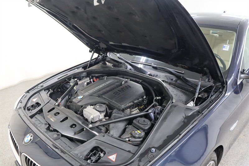 Used 2016 BMW 535i xDrive Sedan AWD/4WD image 30