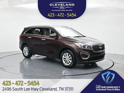 Used 2016 Kia Sorento LX w/ LX Convenience Package