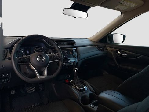 Used 2020 Nissan Rogue SV FWD image 24