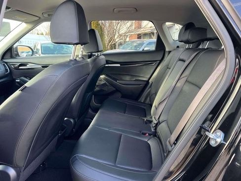 Used 2025 Kia Seltos SX image 12
