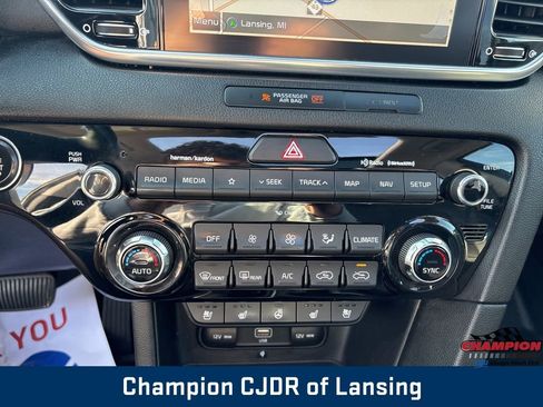 Used 2020 Kia Sportage EX w/ Option Group 15 image 27