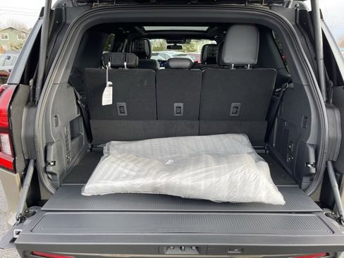 New 2026 Ford Expedition Tremor image 32