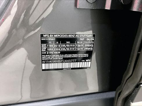 Certified 2025 Mercedes-Benz GLA 250 4MATIC image 34