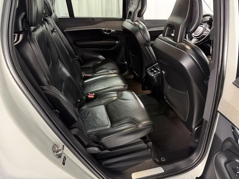 Used 2022 Volvo XC90 T6 Inscription w/ Advanced Package image 8