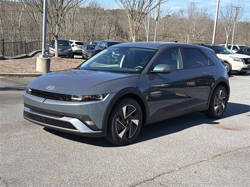 New 2026 Hyundai Ioniq 5 SEL image 3