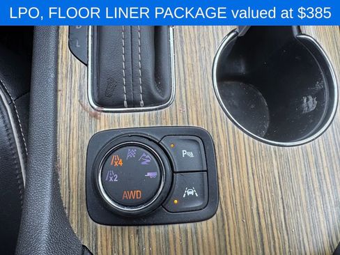 Used 2019 GMC Acadia Denali w/ Technology Package image 5