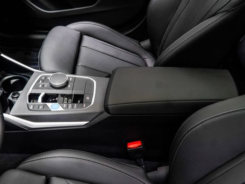 Used 2025 BMW i4 eDrive40 RWD image 22