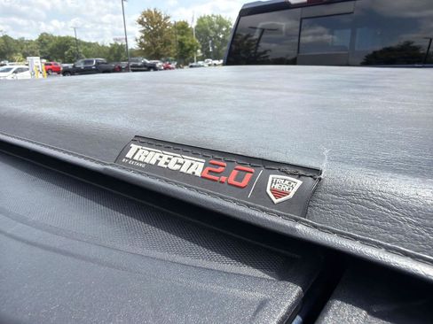 Used 2022 Chevrolet Silverado 2500 LTZ AWD/4WD image 43