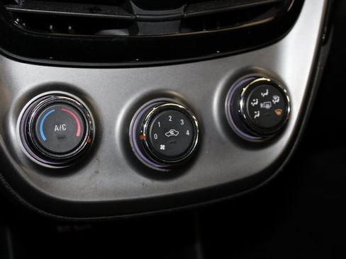 Used 2021 Chevrolet Spark LT image 16