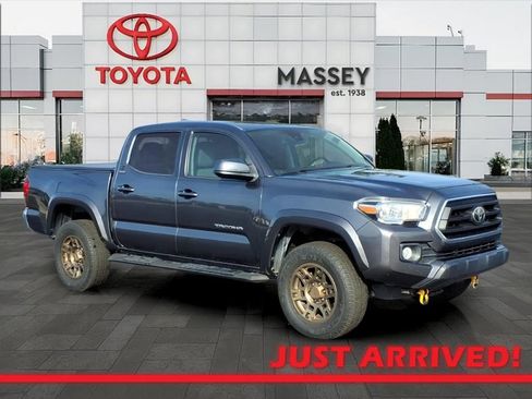 Used 2020 Toyota Tacoma SR5 image 1