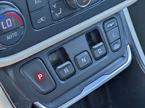 Used 2018 GMC Terrain Denali w/ Driver Alert Package II FWD image 12
