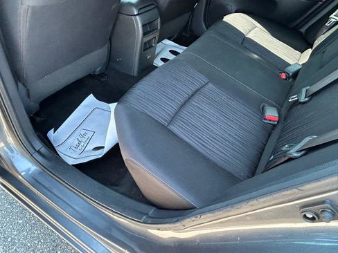 Used 2019 Nissan Sentra SV FWD image 9