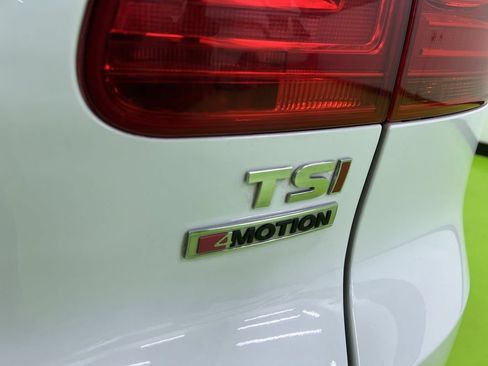 Used 2017 Volkswagen Tiguan Wolfsburg Edition AWD/4WD image 14