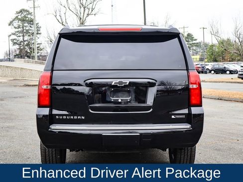 Used 2018 Chevrolet Suburban Premier image 6