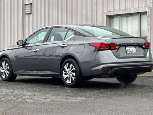 Used 2025 Nissan Altima 2.5 S image 6