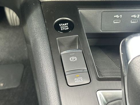 New 2026 Nissan Kicks S image 25