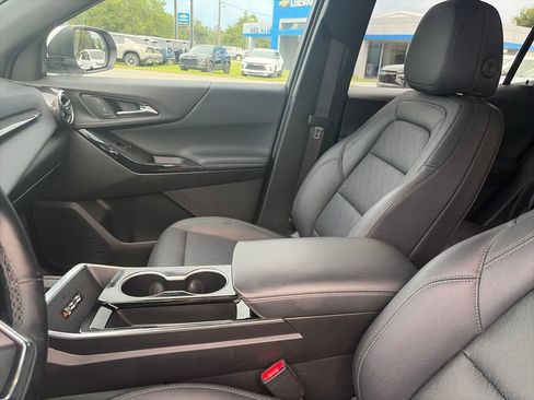 Used 2025 Chevrolet Equinox LT w/ Convenience Package II FWD image 25
