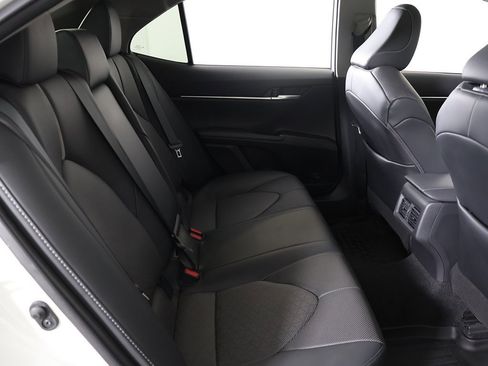 Used 2024 Toyota Camry XSE w/ Navigation Package image 39