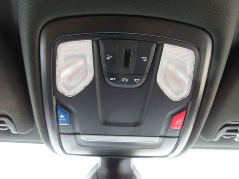Used 2024 RAM 2500 Big Horn AWD/4WD image 33