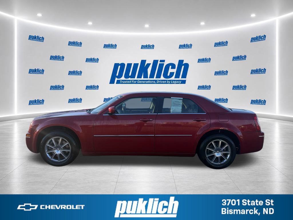 Used 2009 Chrysler 300 Touring AWD/4WD image 4