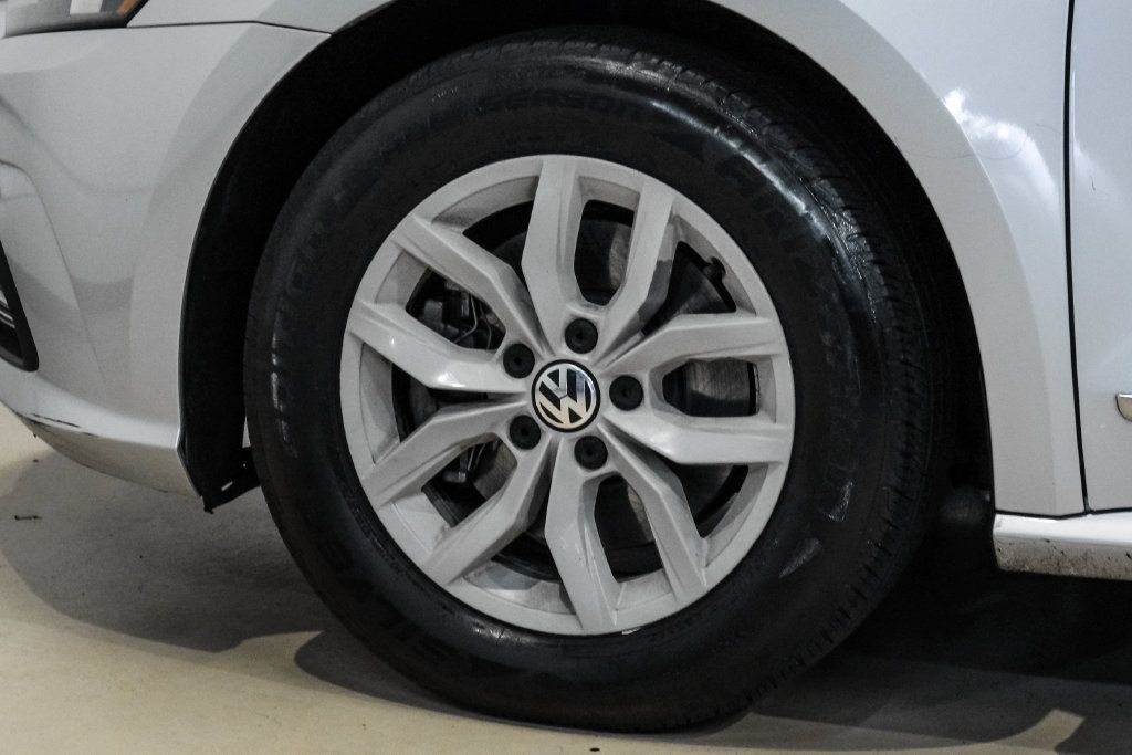 Used 2016 Volkswagen Passat 1.8T S FWD image 55