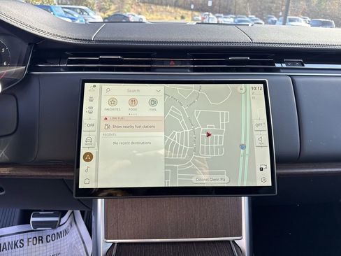 New 2025 Land Rover Range Rover SE image 26