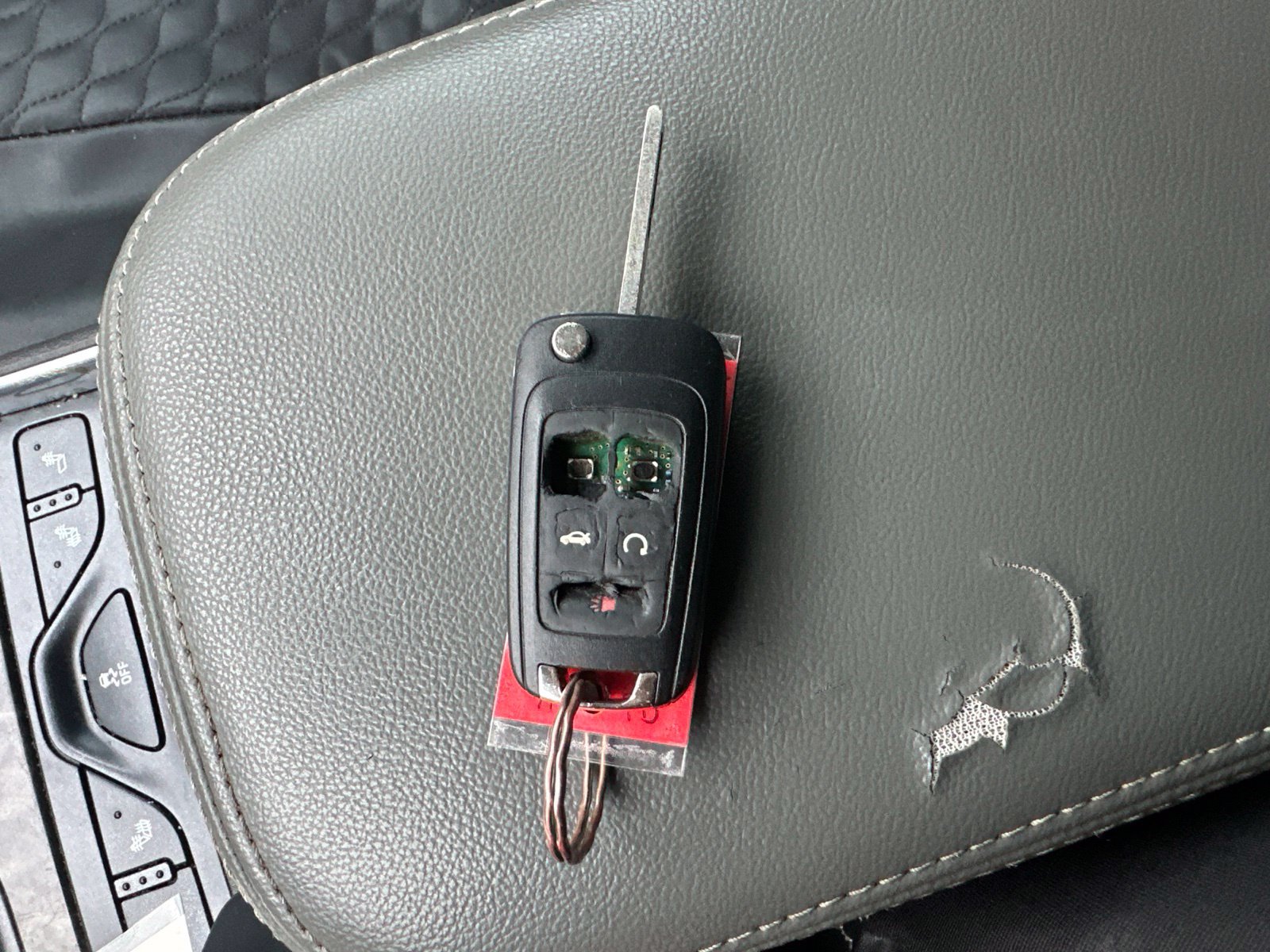 Used 2014 Chevrolet Impala LT w/ Premium Seating Package FWD image 7