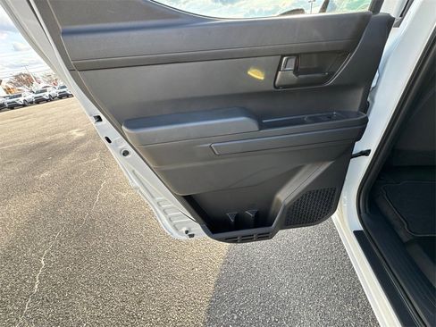 New 2025 Toyota Tacoma SR5 image 21