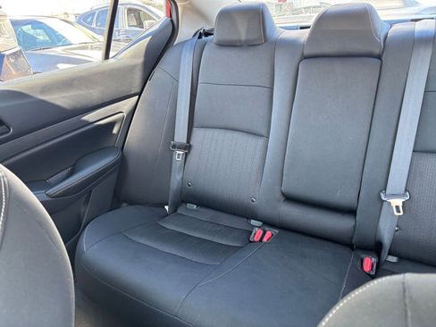 Used 2025 Nissan Altima 2.5 SV image 39