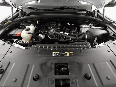 Certified 2022 Jeep Grand Cherokee Laredo w/ Luxury Tech Group I image 37