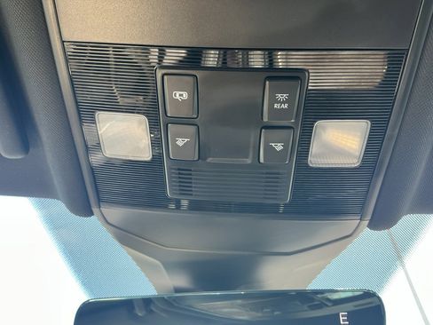 Used 2026 Volkswagen Jetta Sport FWD image 25