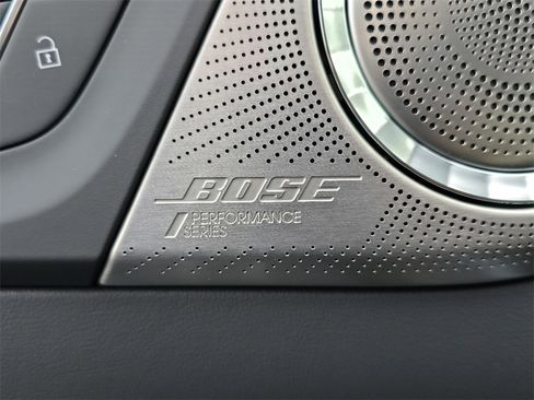 New 2026 Buick Enclave Avenir w/ Super Cruise Package image 13