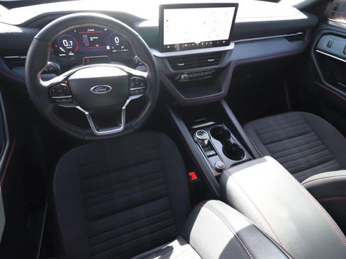 Certified 2025 Ford Explorer ST-Line RWD image 6