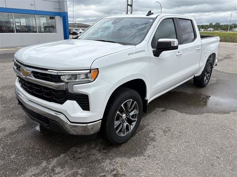 Used 2023 Chevrolet Silverado 1500 LT image 2