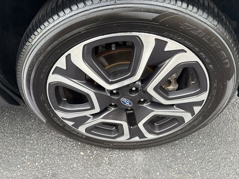 Used 2023 Subaru Ascent Limited image 5