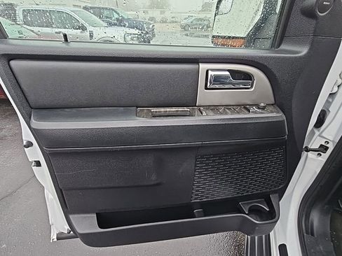 Used 2017 Ford Expedition EL Limited image 7