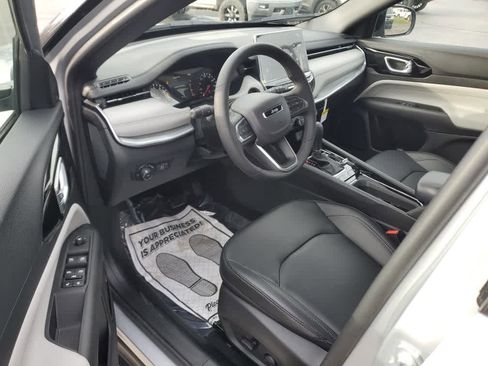 New 2026 Jeep Compass Limited image 12