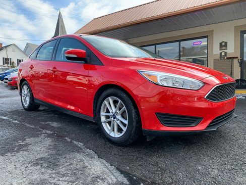 Used 2016 Ford Focus SE image 7
